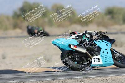 media/Dec-06-2025-CVMA (Sat) [[4a896cc04c]]/Race 4-Formula Middleweight/